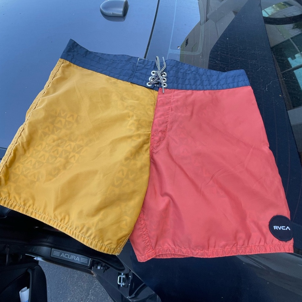 RVCA trunks